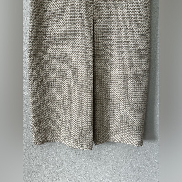 St. John Sleeveless Tweed Cream Color Dress Size L (12) - Picture 7 of 13